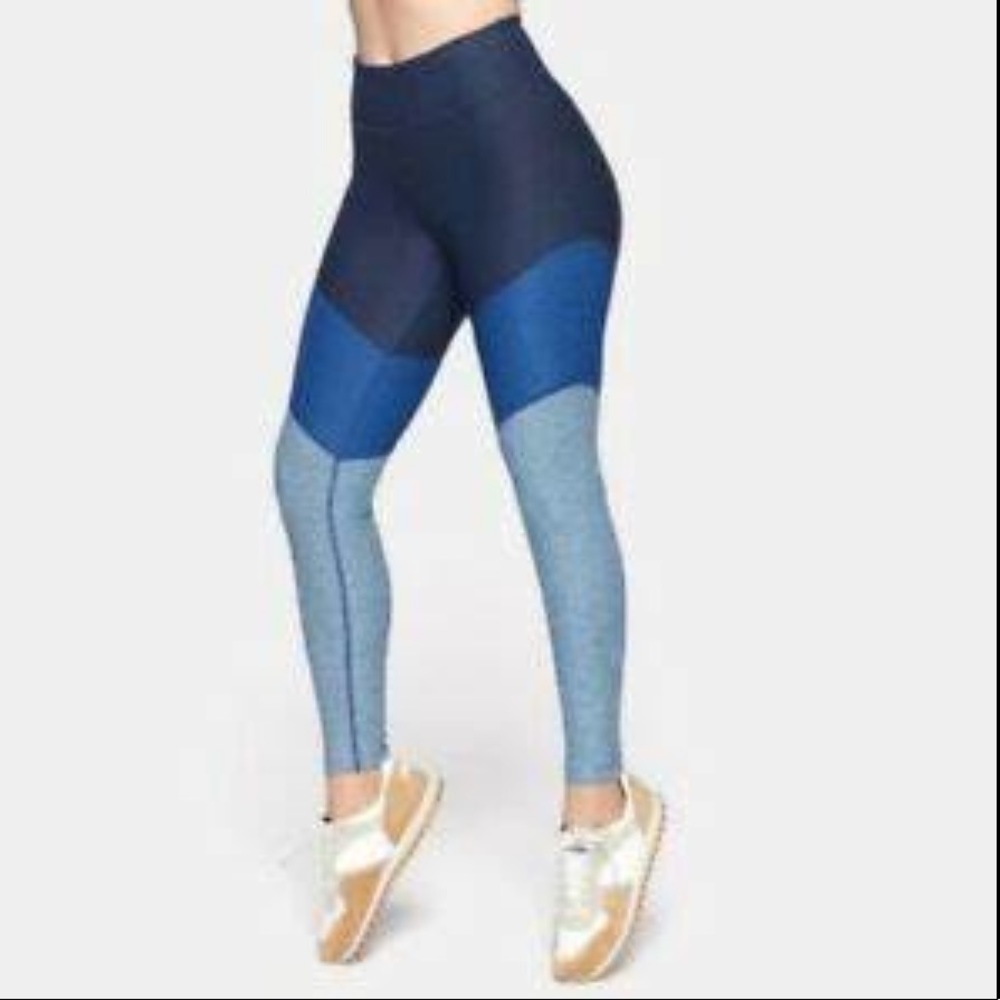 Outdoor Voices Leggings
